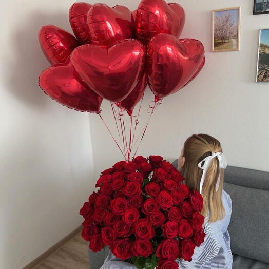101 roses   Balloon bundle