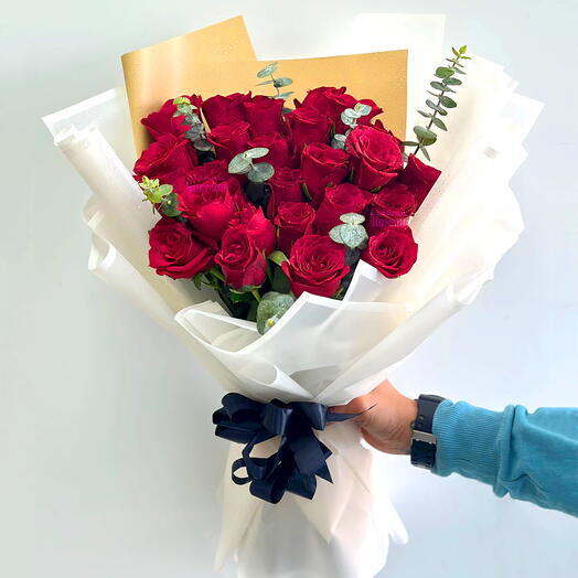 Red Roses Bouquet – Premium Long-Stem Valentine s Day Gift