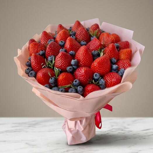 باقة التوت الكلاسيكية