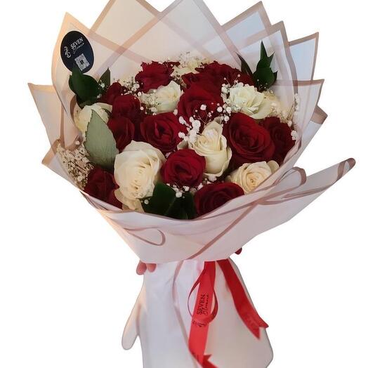 Classic Red   White Rose Bouquet
