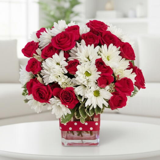10 Red Spray Roses 10 White Chrysanthemums