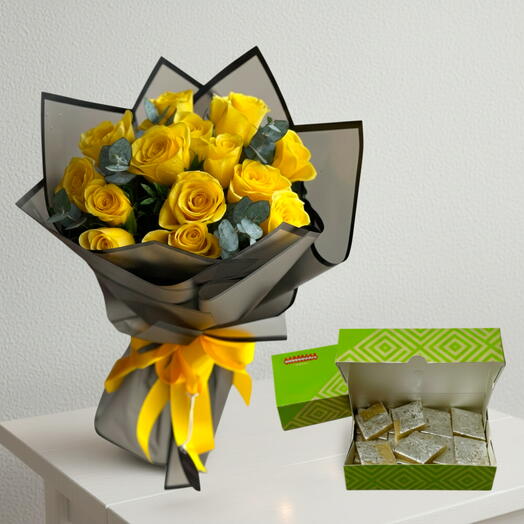 Festive Sunshine Combo | Fresh Yellow Roses