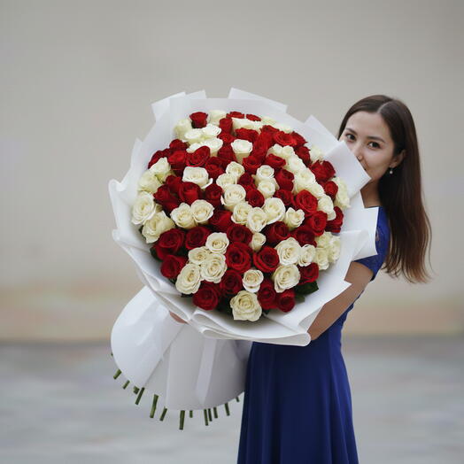 Eternal Romance - 101 Red and White Roses