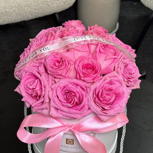 RBR Пышные розовые розы