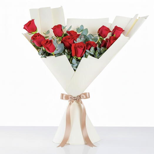 Classic Eleven – 11 Red Rose Bouquet