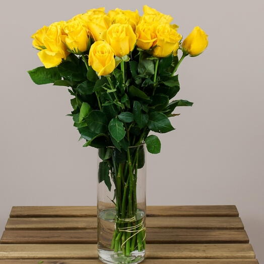 Yellow Rose Vase 1126