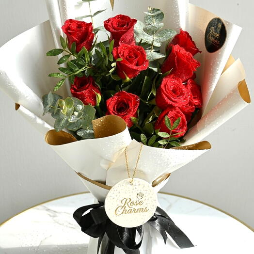 Endless Love  Classic 11 Red Roses