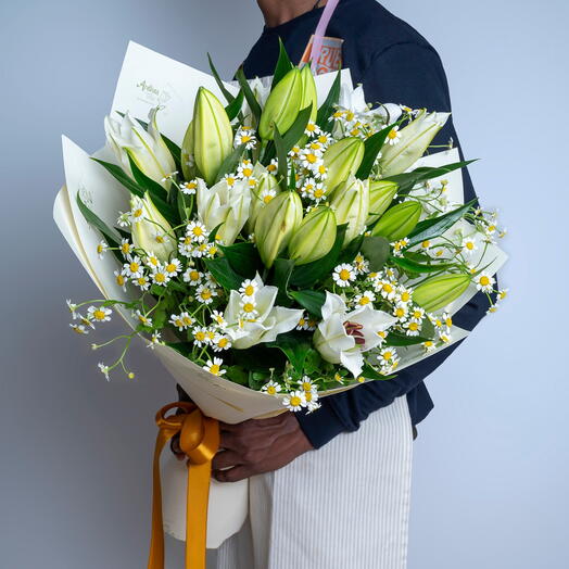 White Lilies And Daisies-6071