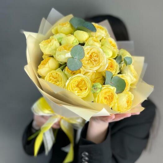 Golden Radiance: Yellow Peony Rose Bouquet-2018