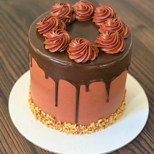 CHOCOLATE DRIP PREMIUM CAKE