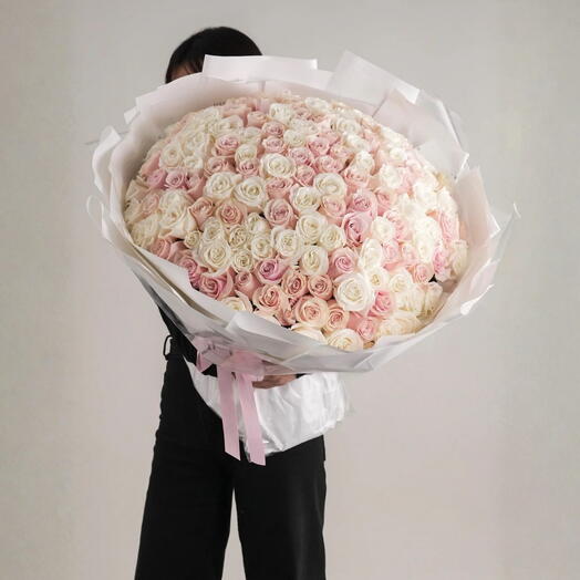 La Vie en Rose - Premium  Pink Rose and White Rose Bouquet