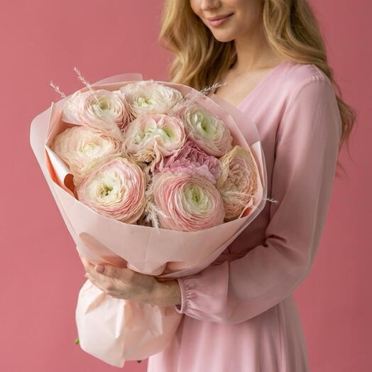 Bouquet with ranunculus