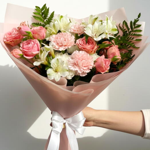 Petal Whisper – Pink   White Bloom