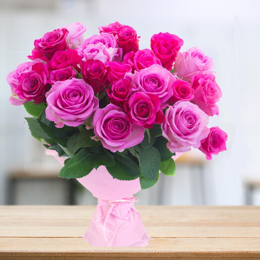Pink   Magenta roses bouquet