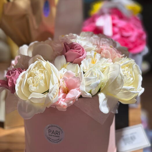 Precious Golden bouquet