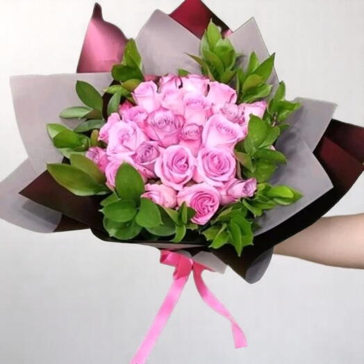 Charming pink rose bouquet