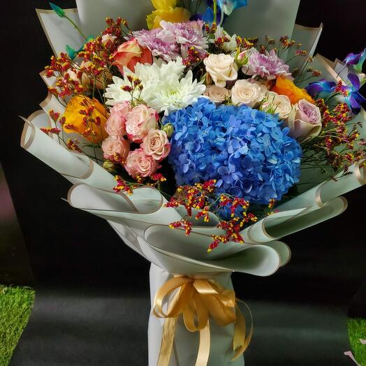 Mix Blue roses Bouquet
