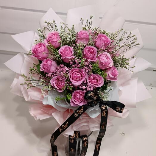 13 Pink Rose Bouqet