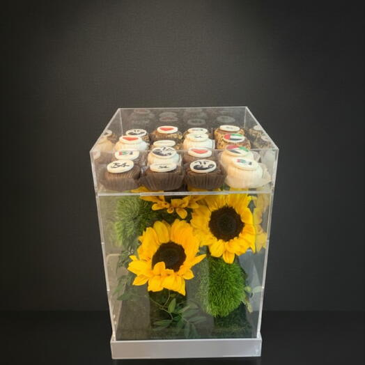 Акриловый кейс с подсолнухами и шоколадными конфетами (16 шт.)