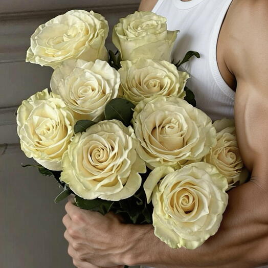 Ramo de flores con 9 rosas blancas