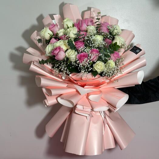 Pink And White Roses Bouquet - 3862