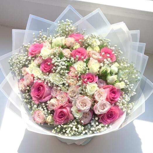 Букет роз Pink Doll с мини-розами   Гипсофила – Элегантная розово-белая цветочная композиция