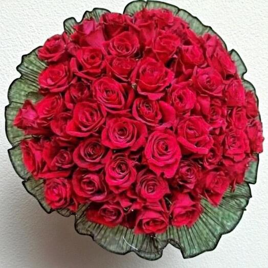 Red Swan – 50 Red Roses Luxury Bouquet