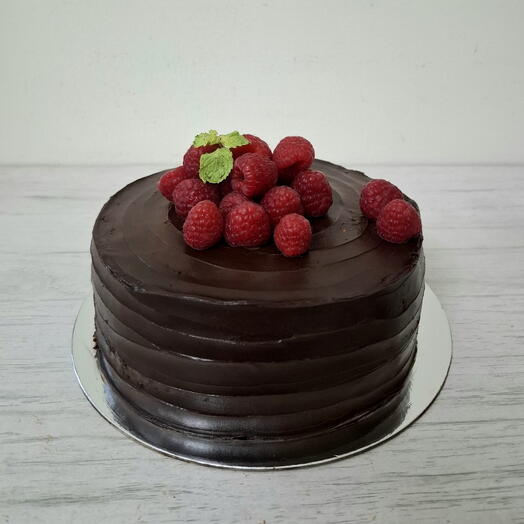 Raspberry chocolate cake