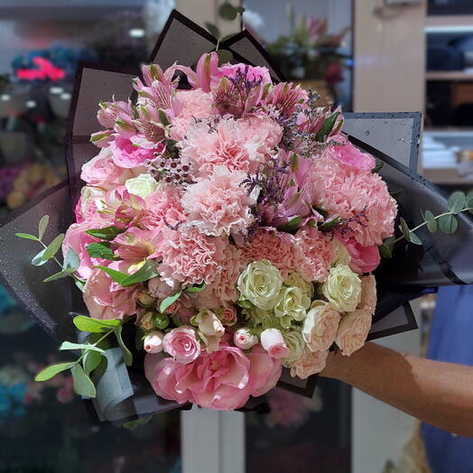 Blossom Pink Harmony Bouquet | Express and Reliable Delivery in Dubai