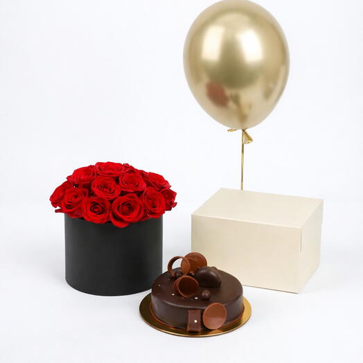 Box of Red Roses With Chocolate Cake