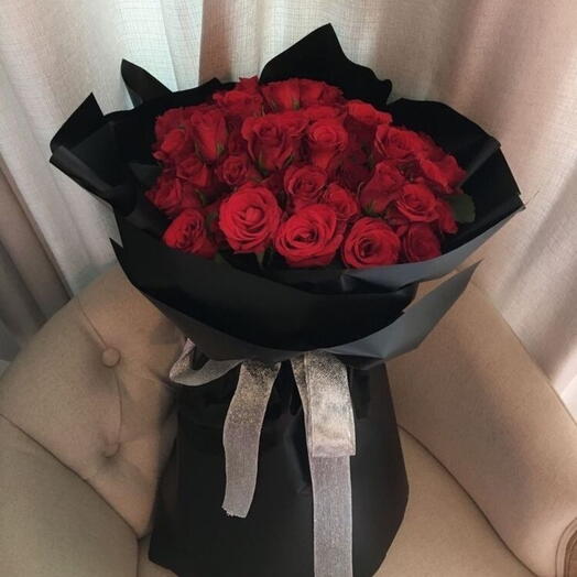 Премиум 20 роскошных красных роз