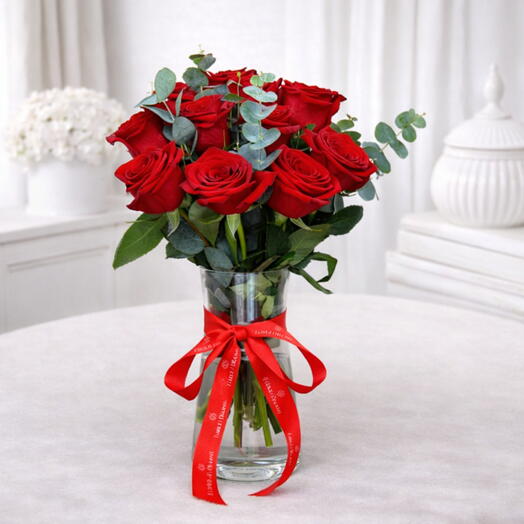 Love 11 Red Roses in Vase