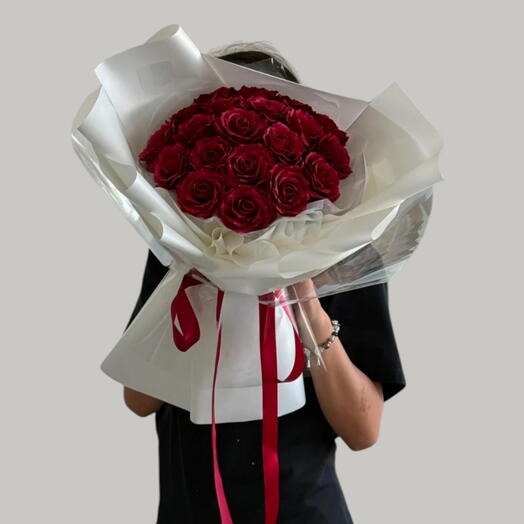 Bouquet de roses rouges Love Care pour la Saint-Valentin
