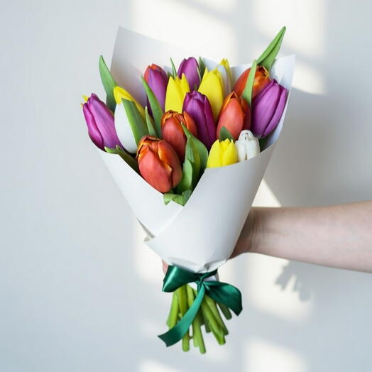 Весенняя фиеста - 21 разноцветный тюльпан