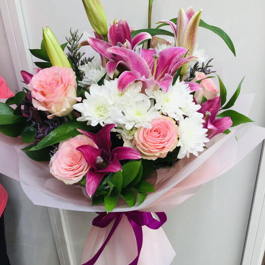 Красивая дама