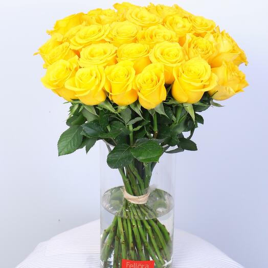 31 желтая роза- 567