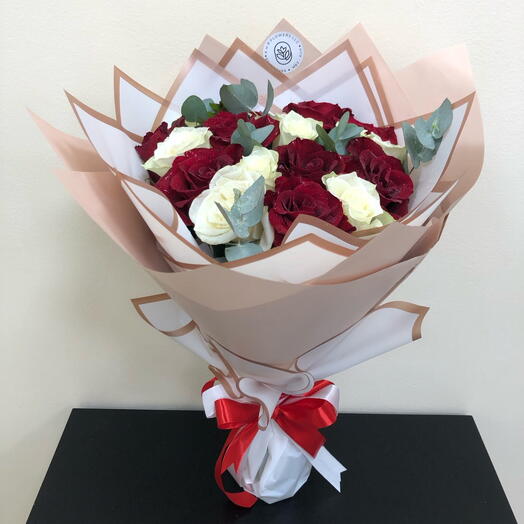 Ramo rojo y blanco