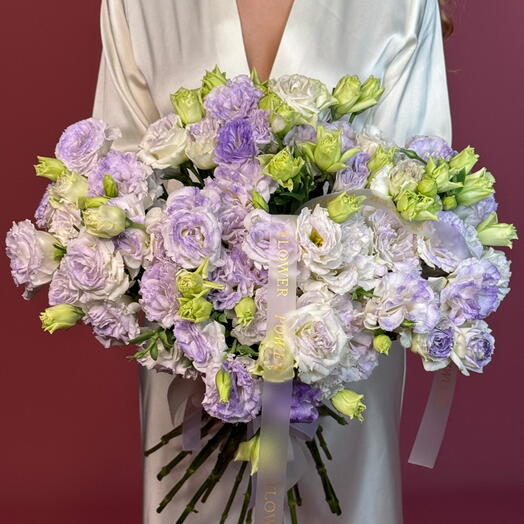 Фиолетовая элегантность: букет из 20 светло-фиолетовых эустом