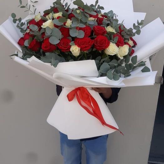 Red and white rose jumbo bouquet