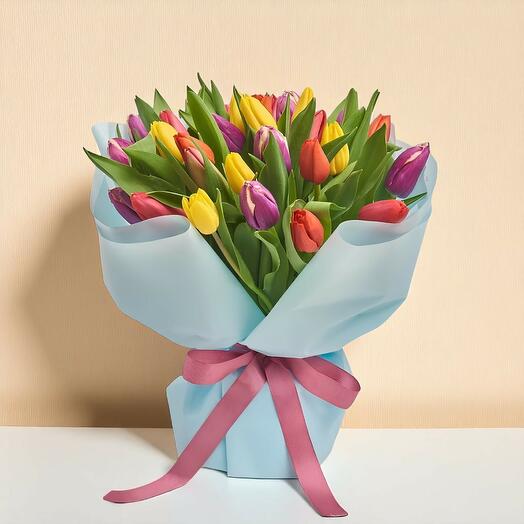 Букет из 51 тюльпана