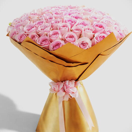 Blush Eternity – 101 Pink Roses
