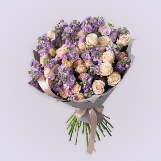 Pinke monoblue:10 purple Matthiola 5 peach baby roses