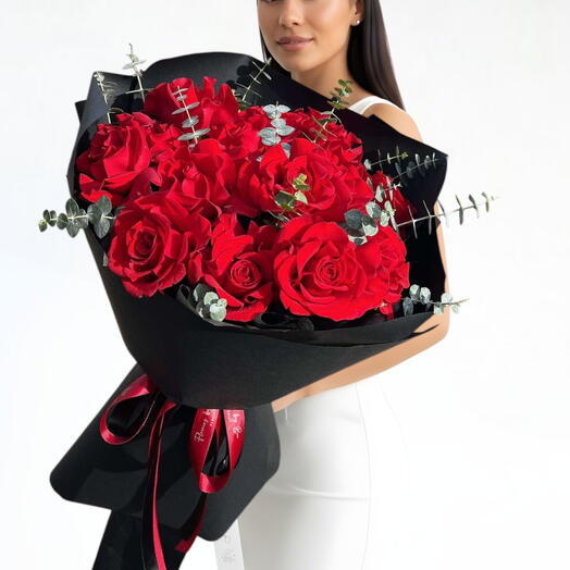 Букет из 31 классической красной розы для годовщины или Дня святого Валентина