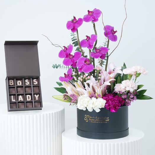 Цветочная коробка Valley с шоколадом «Boss Lady»