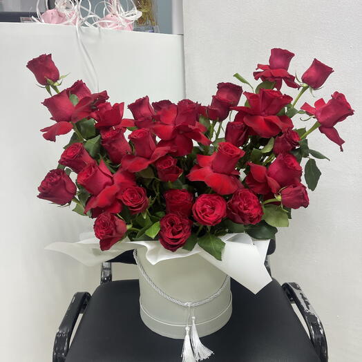 Flores en caja blanca