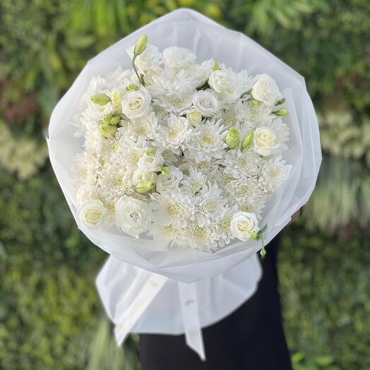 Bouquet à la main Isabella