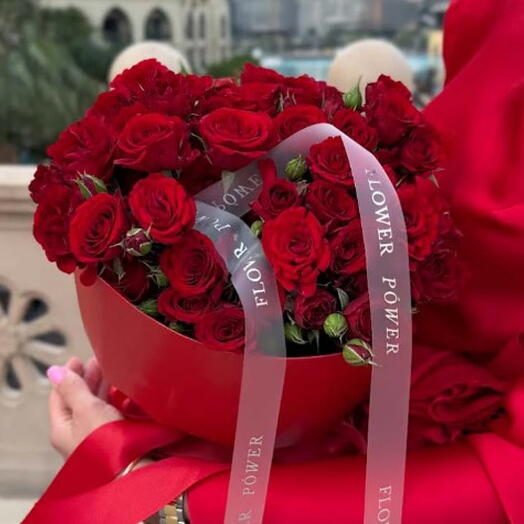 Love Blossom: Bouquet of 10 Red Roses