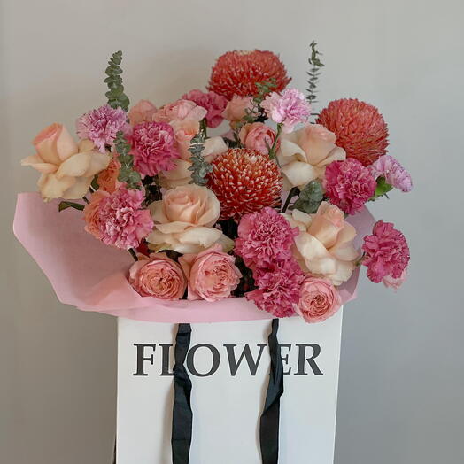 Blooming flowers bouquet