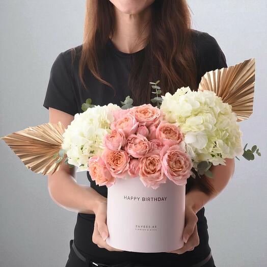 Path of Petals – Congratulations Bloom Box