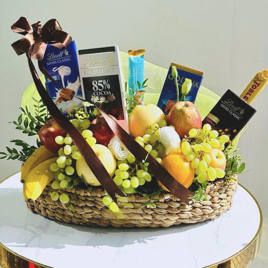 Luxe Indulgence Hamper | Lindt, Godiva, Toblerone, + Fresh Fruits   White Roses  Same-Day Dubai